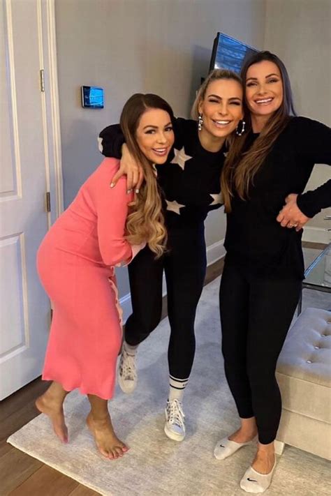 natalya neidhart leak|Natalya & Sister Jenni Neidhart Show Off With Insanely。